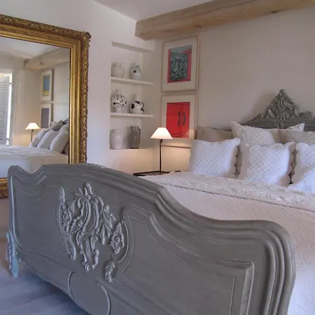 Pastis St Tropez Сен-Тропе