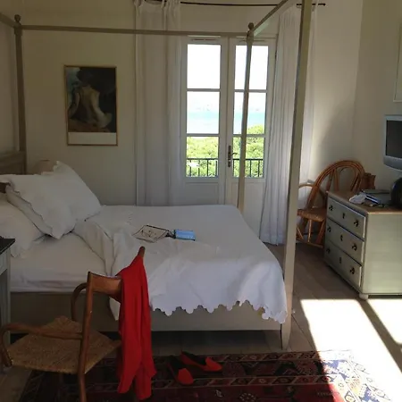 Pastis St Tropez Готель