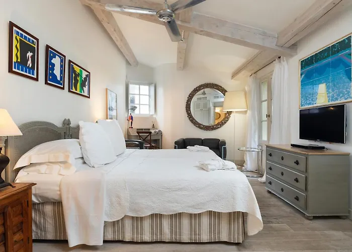 Pastis St Tropez 2* Saint-Tropez